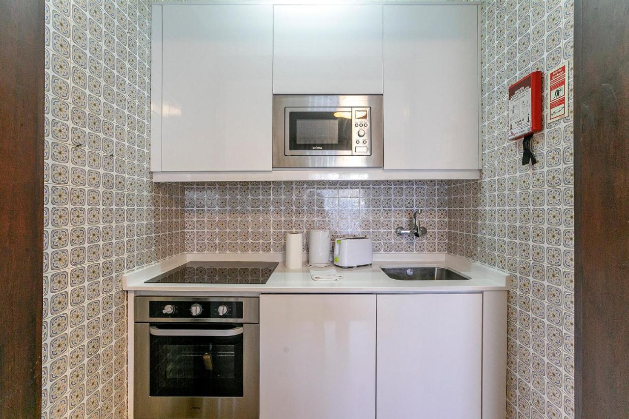 Lovelystay - Genuine Bonfim Balcony Flat OOporto Exterior foto