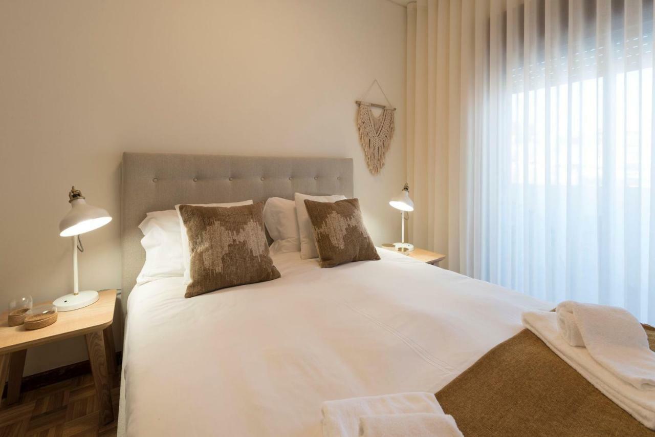 Lovelystay - Genuine Bonfim Balcony Flat OOporto Exterior foto