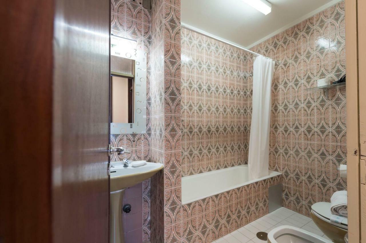 Lovelystay - Genuine Bonfim Balcony Flat OOporto Exterior foto