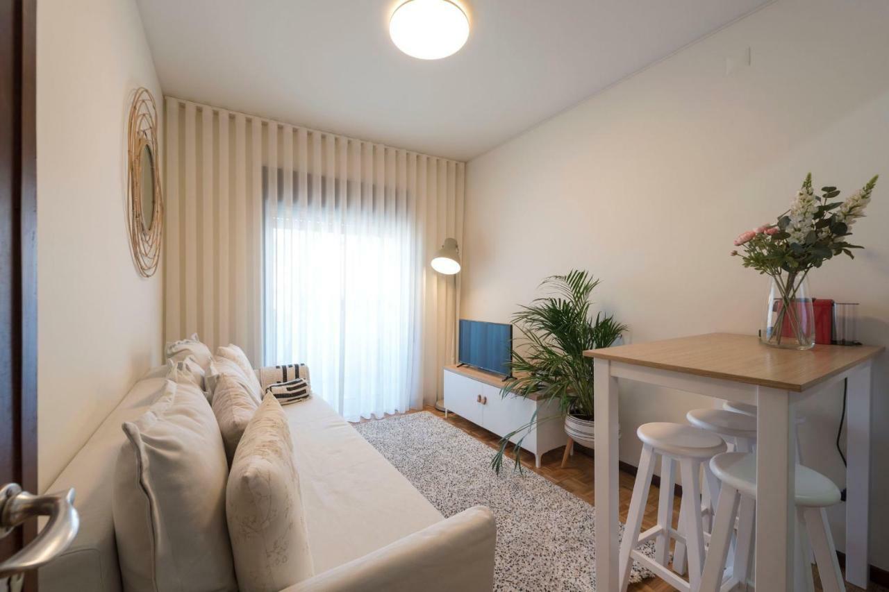 Lovelystay - Genuine Bonfim Balcony Flat OOporto Exterior foto